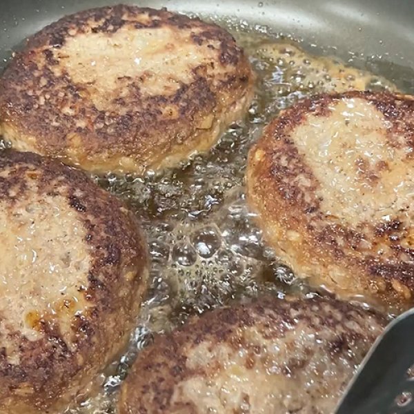 画像8: 【ギフト】おおいた和牛ハンバーグ＆煮込みハンバーグセット (8)