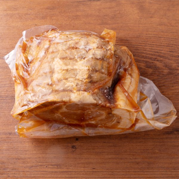 画像1: 【不定貫】豚肩ロースチャーシュー ハーフサイズ/ 約1kg (1)